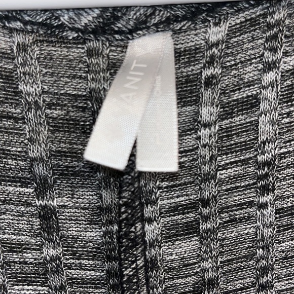 Grey Short Sleeve Tight Knit Dress - Picture 3 of 3